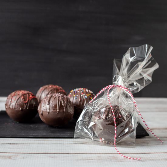Homemade Hot Chocolate Bombs