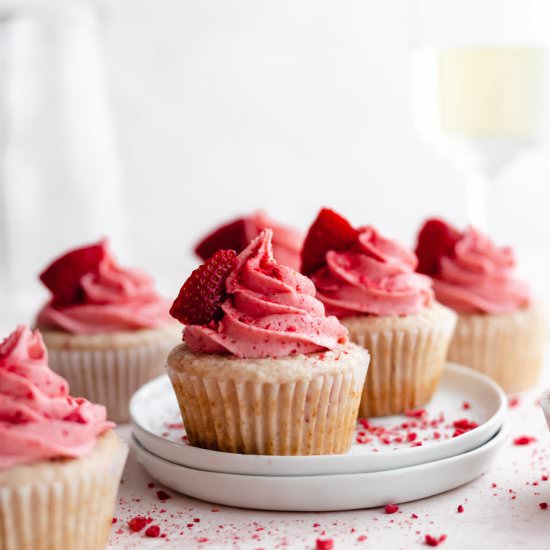 Strawberry Champagne Cupcakes