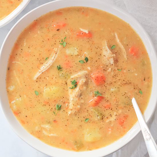 Healthy Chicken Pot Pie Soup
