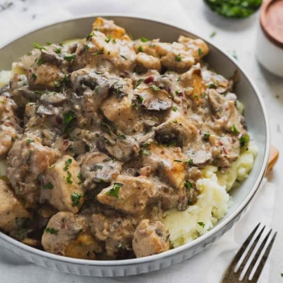 Creamy Chicken Stroganoff