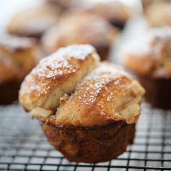 Apple Walnut Monkey Bread Rolls