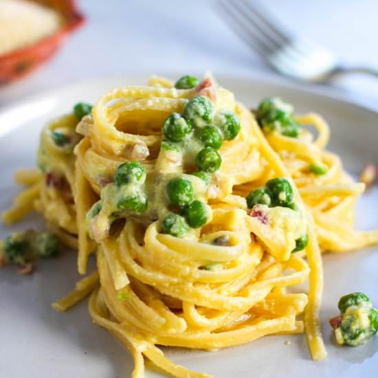 Lemon Ricotta Pasta with Peas