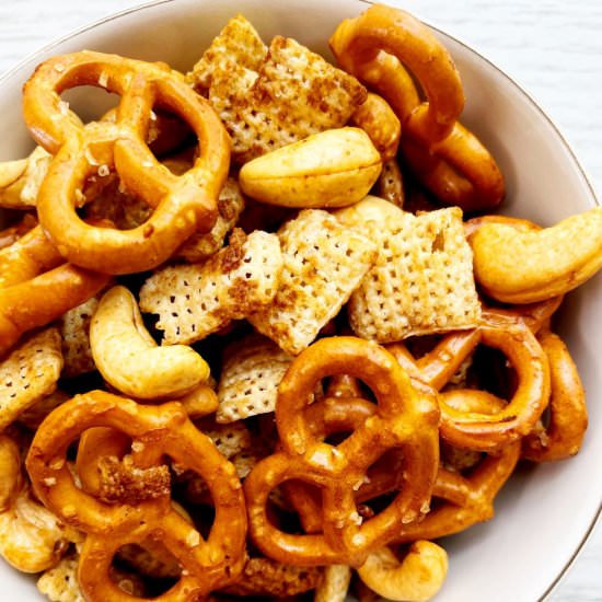 20 Minute Air Fryer Snack Mix