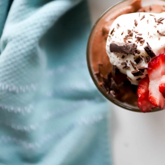 4-Ingredient Chocolate Mousse