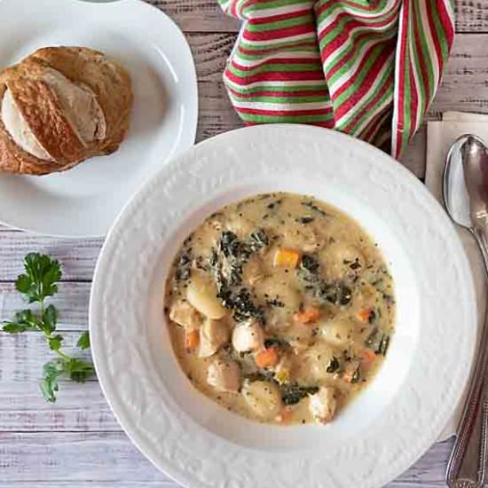 Chicken Gnocchi Kale Soup