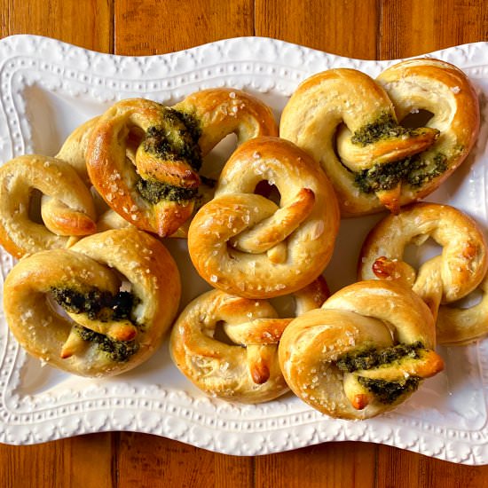 Soft Pretzels (with Video Tutorial)
