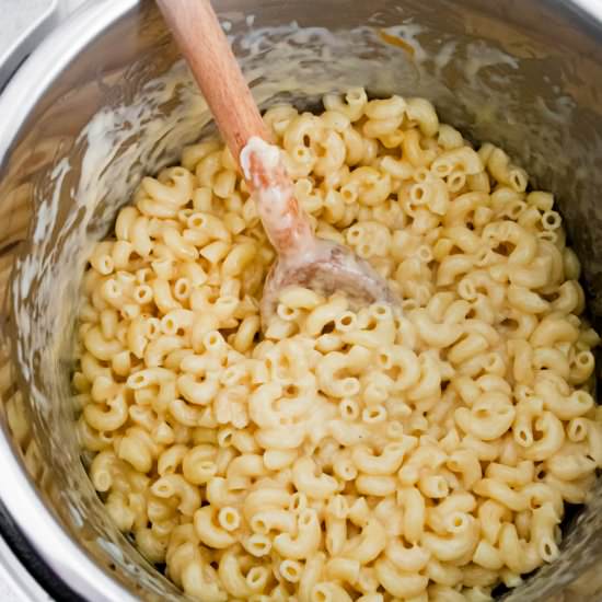 Instant Pot Mac and Cheese