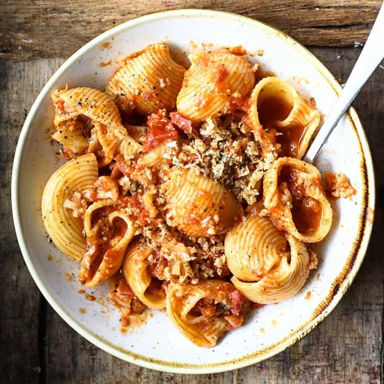 Cauliflower bolognese with pancetta