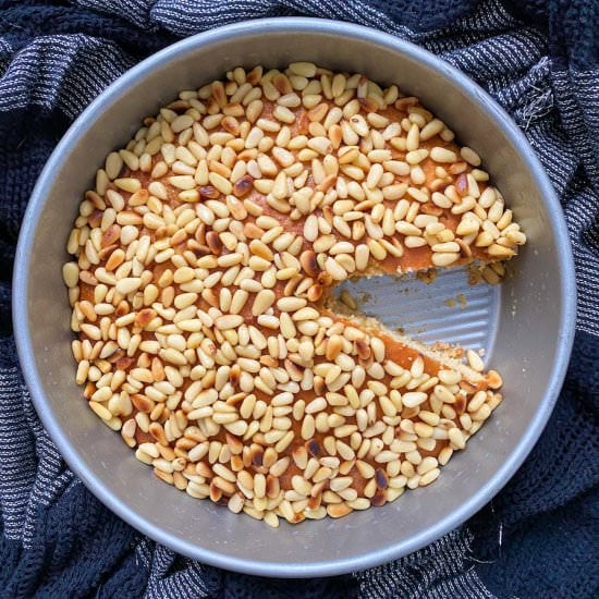 Toasted Pine Nut Honey Cake