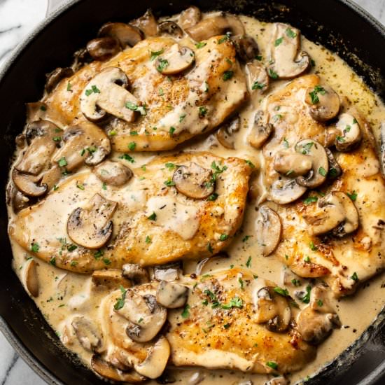 creamy white wine mushroom chicken