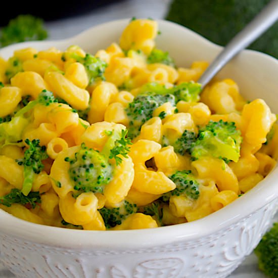 Broccoli Cheddar Mac and Cheese