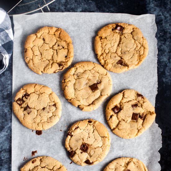 Vegan Chewy Chocolate Chip Cookies
