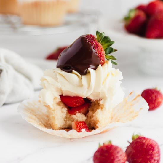 Strawberry Mousse Cupcakes