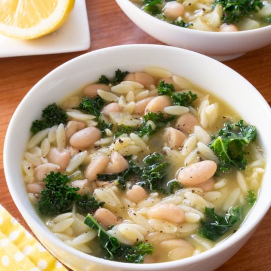 Spicy Kale, White Bean, and Orzo So