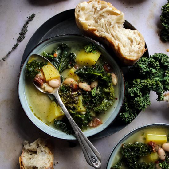 Vegan Zuppa Toscana