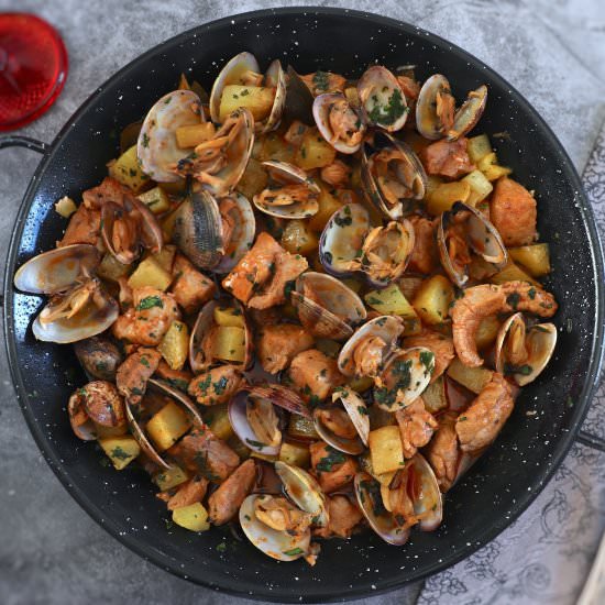 Portuguese pork with clams