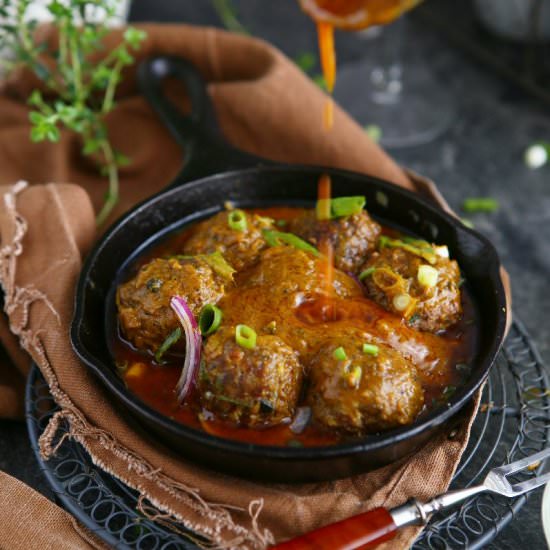 Indian Spiced Meatballs in Curry Sa