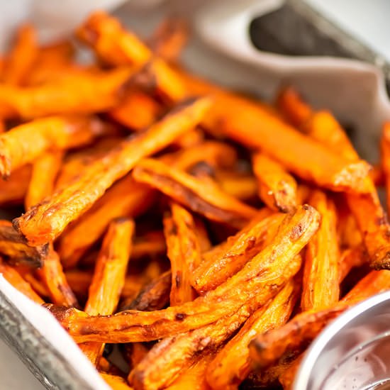 Simple Air Fryer Carrot Fries