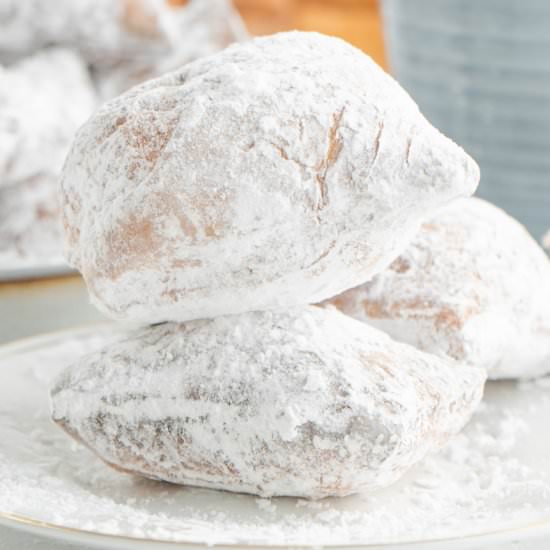 Homemade Buttermilk Beignets