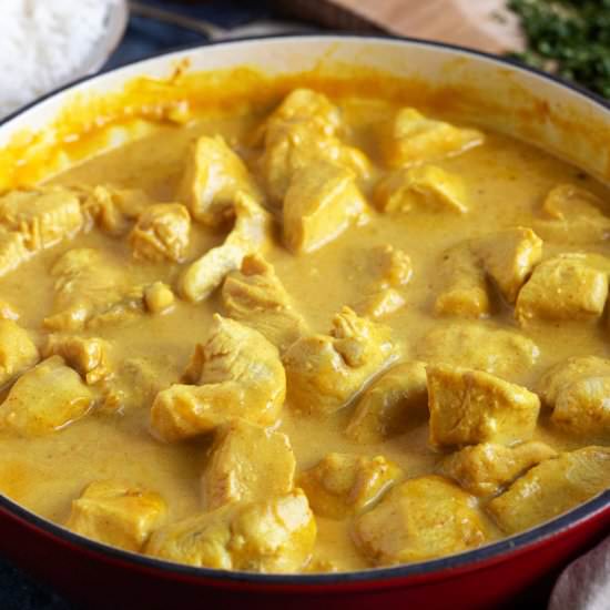 Fruity Mango Chutney Chicken Curry