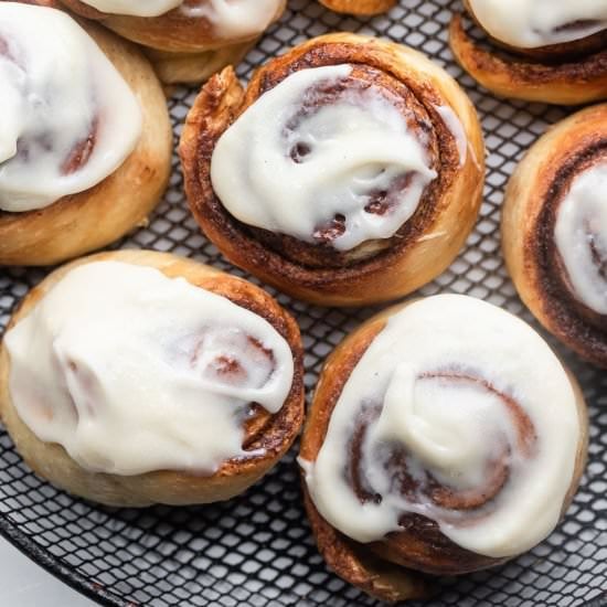 Air Fryer Cinnamon Rolls