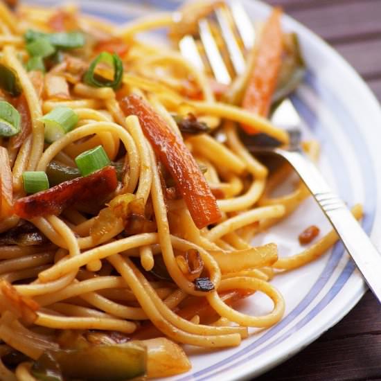 Veg Hakka Noodles