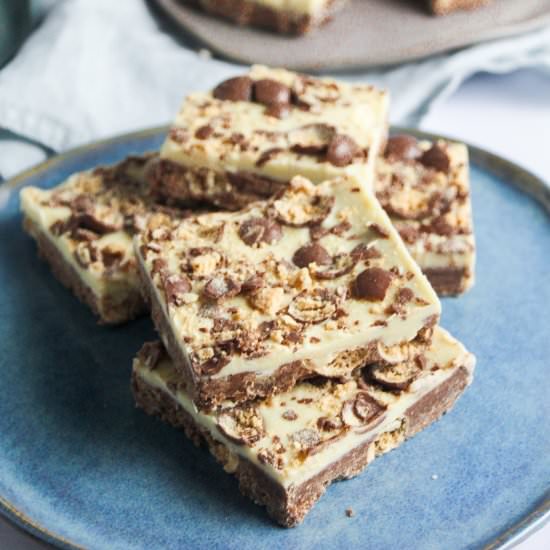 Malteser Slice Traybake