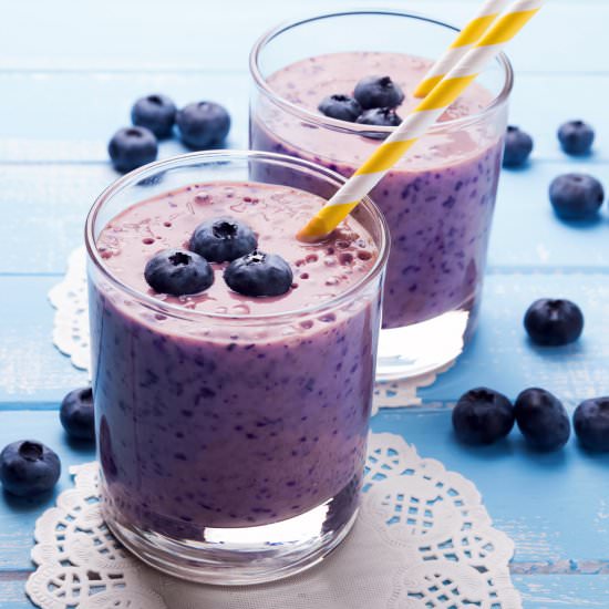 Skinny Banana Berry Smoothie