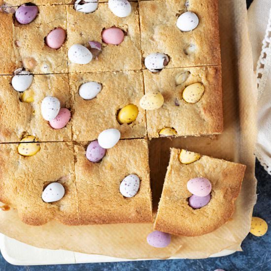 Mini Egg Cookie Bars