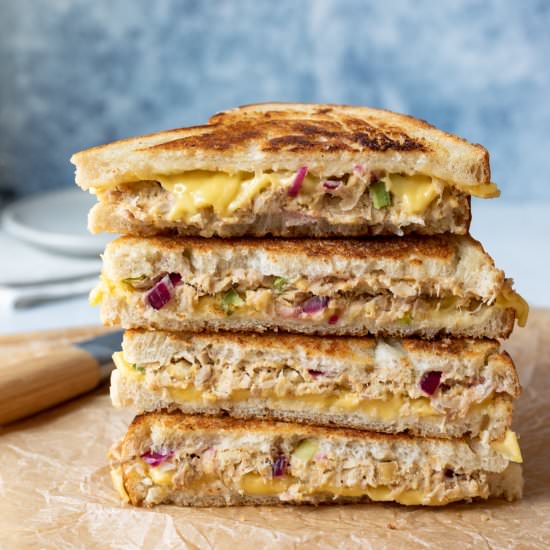 The Perfect Vegan Tuna Melt