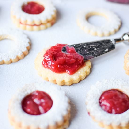rhubarb and custard cookies