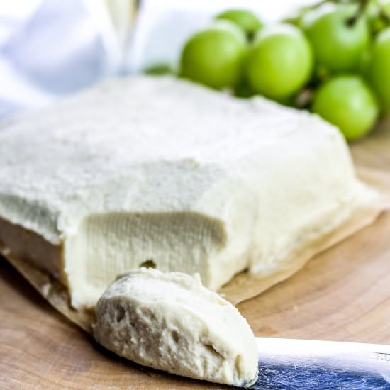 Overnight Vegan Cream Cheese