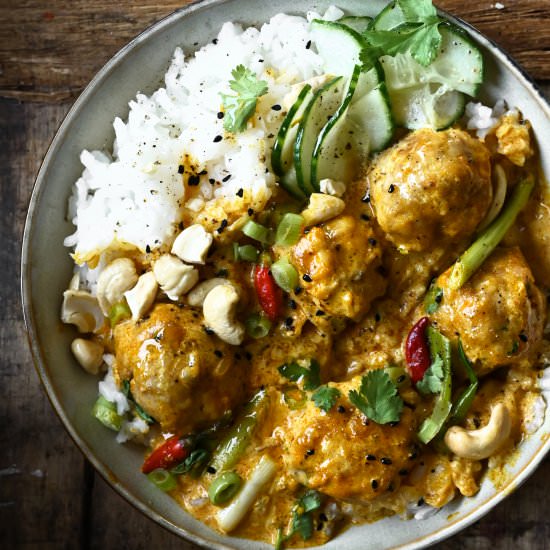 Coconut Curry Chicken Meatballs