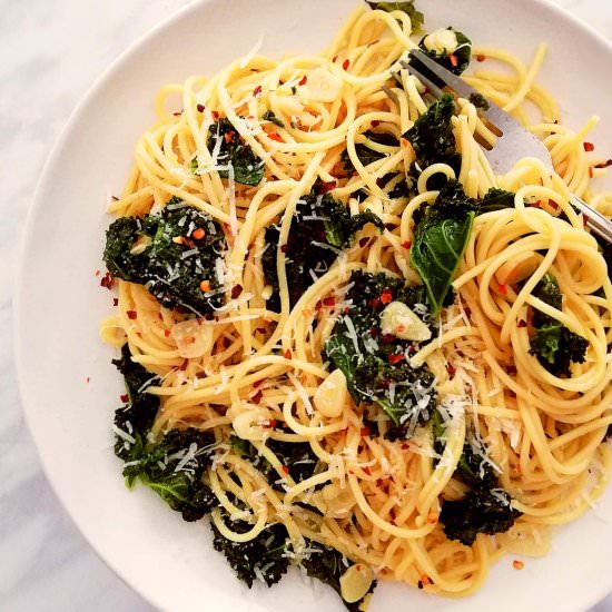 Garlic Kale Pasta