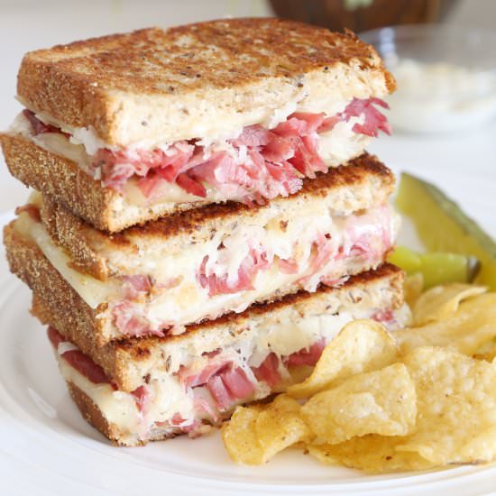 Reuben Sandwich with Garlic Aioli