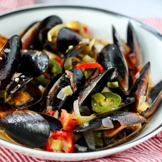 Mussels with Leeks and Chilies