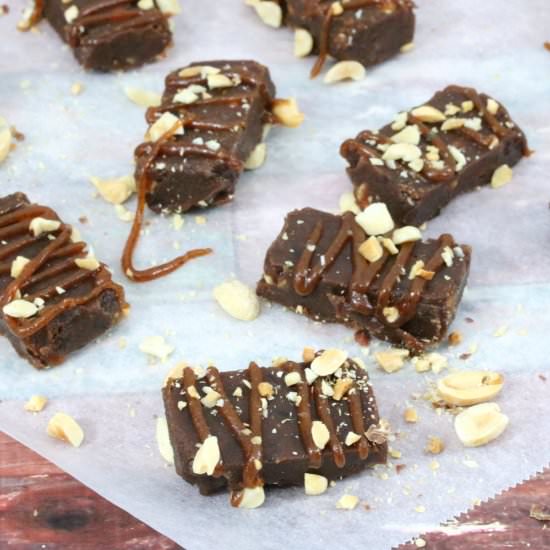 Healthy Homemade Snickers (paleo)