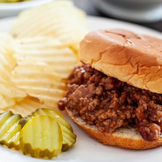Smoky Chipotle Sloppy Joes