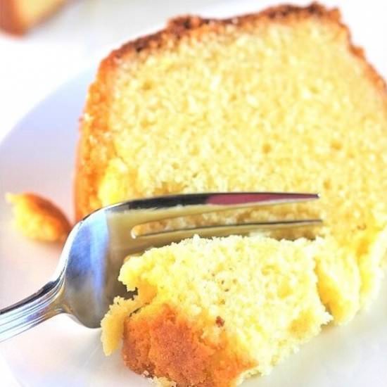vanilla almond pound cake