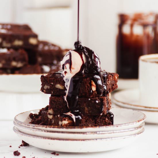 Salted Chewy Pecan Brownies