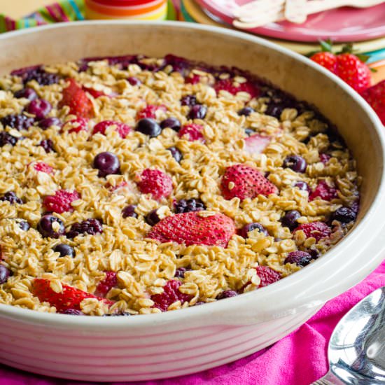 Mixed Berry Baked Oatmeal