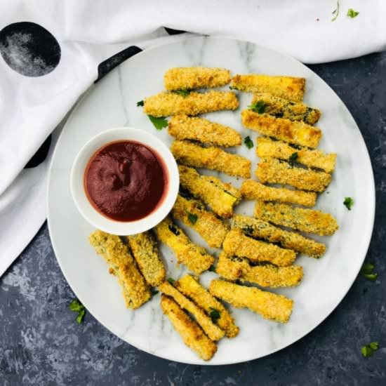 Vegan baked zucchini fries