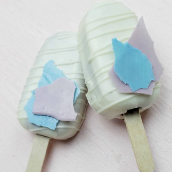 Cakesicles (Cake Popsicles)