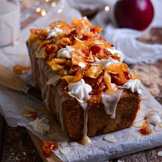 Easy Vegan Apple Loaf Cake