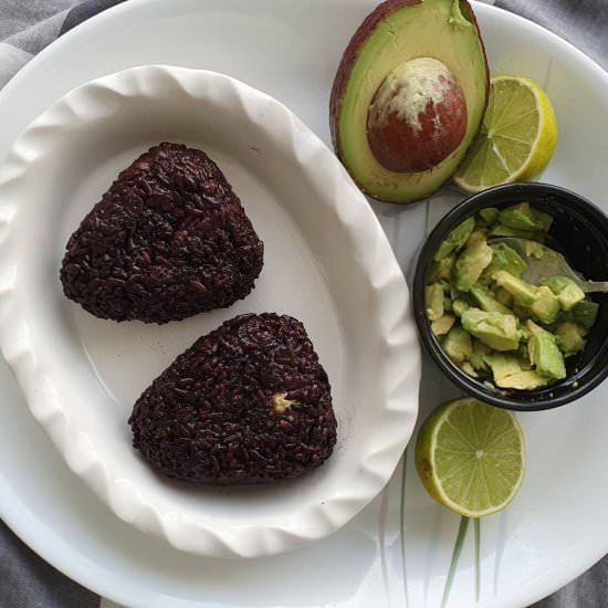 Black rice onigiri
