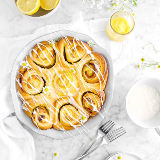 Small Batch Lemon Sweet Rolls