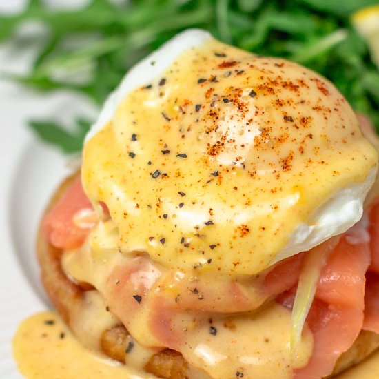 SALMON AVOCADO EGGS BENEDICT (EGGS
