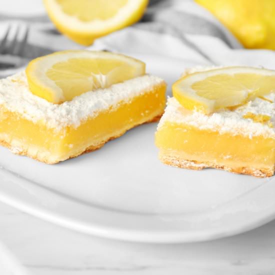 Creamy Vegan Lemon Bars