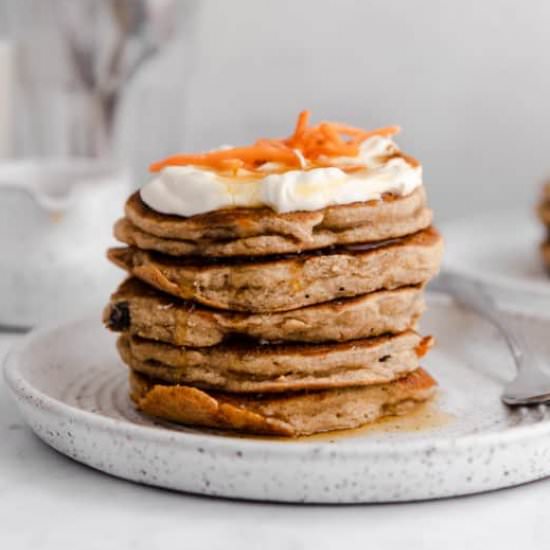 Healthy Carrot Cake Pancakes