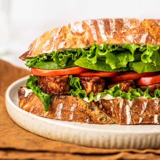 Vegan BLT Sandwich